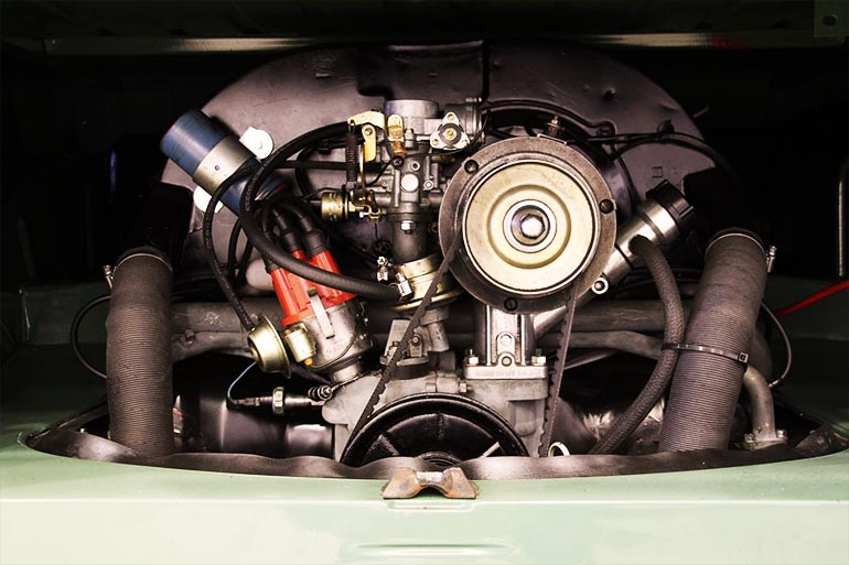 t1-bulli-motor.jpg