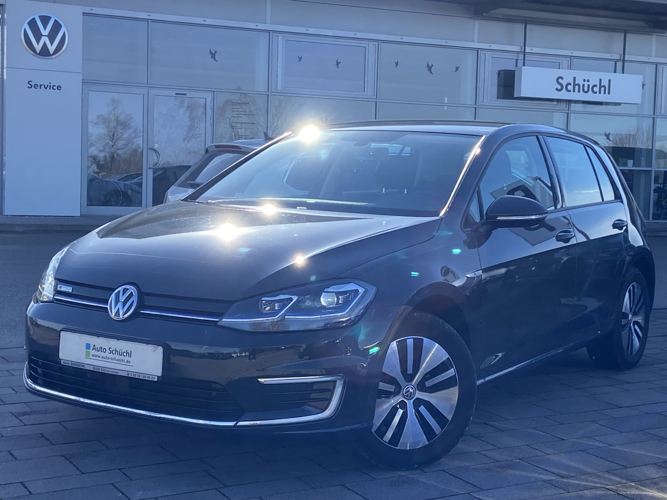 Volkswagen Golf e-Golf NAVI+LED+APP-CONNECT+PDC+BLUETOOTH
