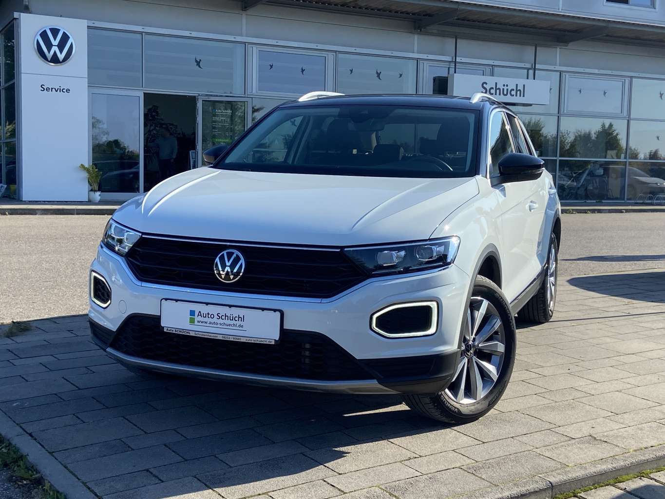 Volkswagen T-Roc 1.5 TSI PANORAMA+NAVI+LED+SHZ+DAB+ACC+LANE-ASSIST+BLUETOOTH+FAHRERASSISTENZPAKET-PLUS