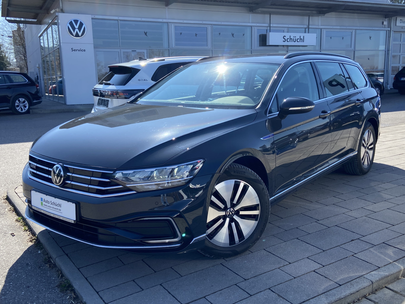 Volkswagen Passat Variant GTE 1.4 TSI DSG eHYBRID NAVI+LED+AHK+KAMERA+APP-CONNECT+ACC+LANE-ASSIST+SHZ+PDC+DAB+ACC+BLUETOOTH