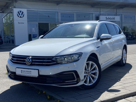 Volkswagen Passat Variant GTE 1.4 TSI DSG e-HYBRID NAVI+LED+AHK+EL.-HECKKLAPPE+KAMERA+APP-CONNECT+ACC+LANE-ASSIST+ACTIVE-INFO+SHZ+PDC+DAB+ACC+BLUETOOTH 022624