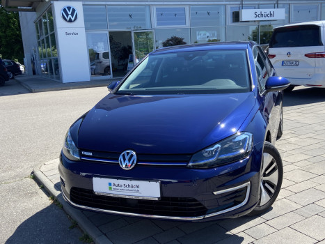 Volkswagen Golf e-GOLF COMFORTLINE WÄRMEPUMPE+NAVI+LED+CCS+ACC+PARKASSIST+ACTIVE-INFO+APP-CONNECT+SHZ+KEYLESS+KAMERA+BLUETOOTH+ACC+KEYLESS+LANE-ASSIST 912630