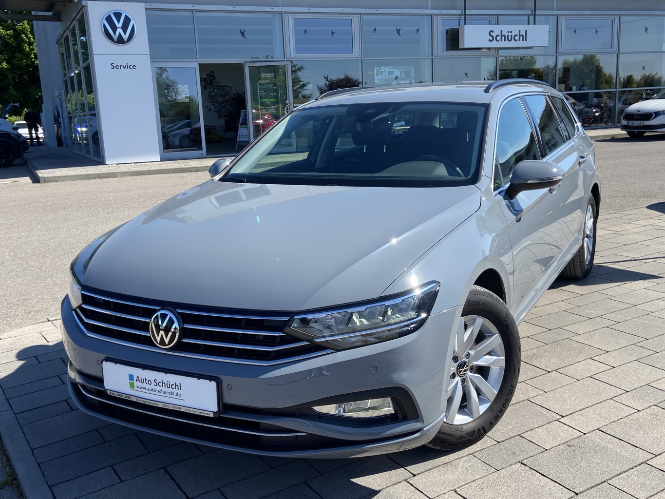 Volkswagen Passat Variant 1.5 TSI BUSINESS NAVI+LED+KAMERA+APP-CONNECT+ACC+LANE-ASSIST+ACTIVE-INFO+SHZ+PDC+DAB+ACC+BLUETOOTH