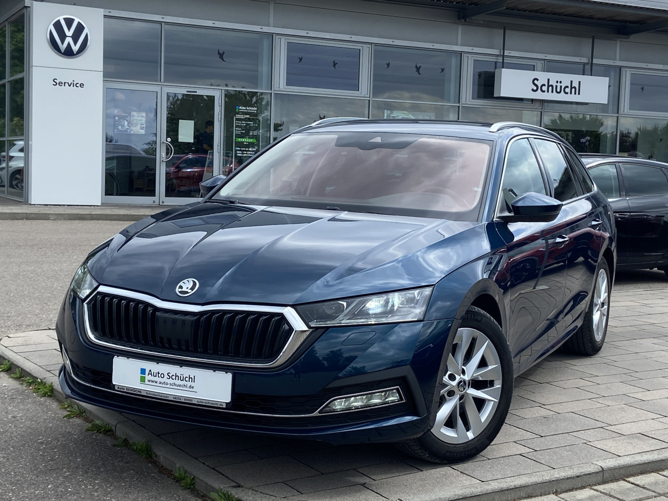 Skoda Octavia 2.0 TDI DSG Style First Edition NAVI-COLUMBUS+MATRIX-LED+SMART-LINK+VIRTUAL-COCKPIT+KAMERA+4xSHZ+PARKASSIST+DAB+ACC+KEYLESS+BLUETOOTH+LANE-ASSIST