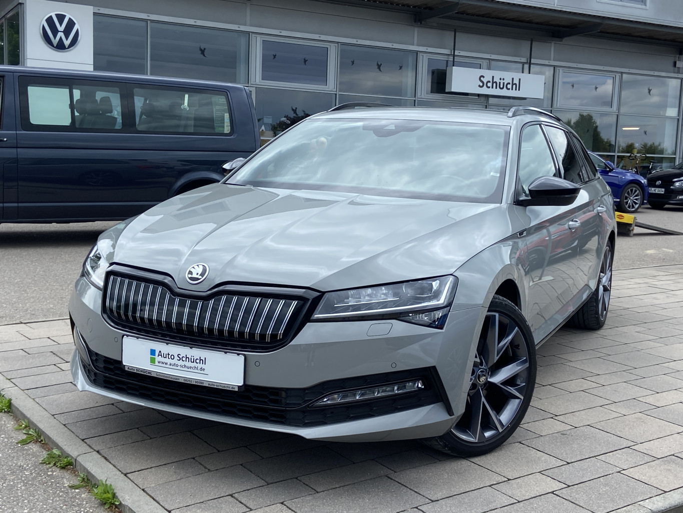Skoda Superb Combi iV SPORTLINE 1.4 TSI DSG 19