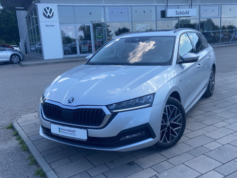 Skoda Octavia Combi 2.0 TDI DSG Clever 17