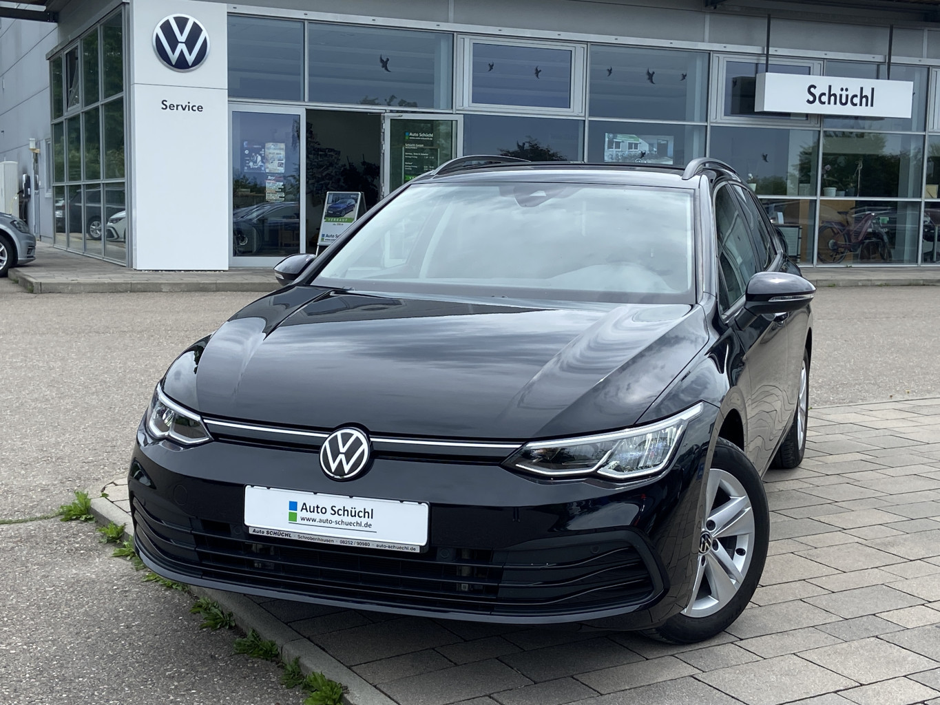 Volkswagen Golf Variant 2.0 TDI DSG Life NAVI+LED+AHK+APP-CONNECT+ACTIVE-INFO+SHZ+PDC+DAB+ACC+BLUETOOTH+LANE-ASSIST