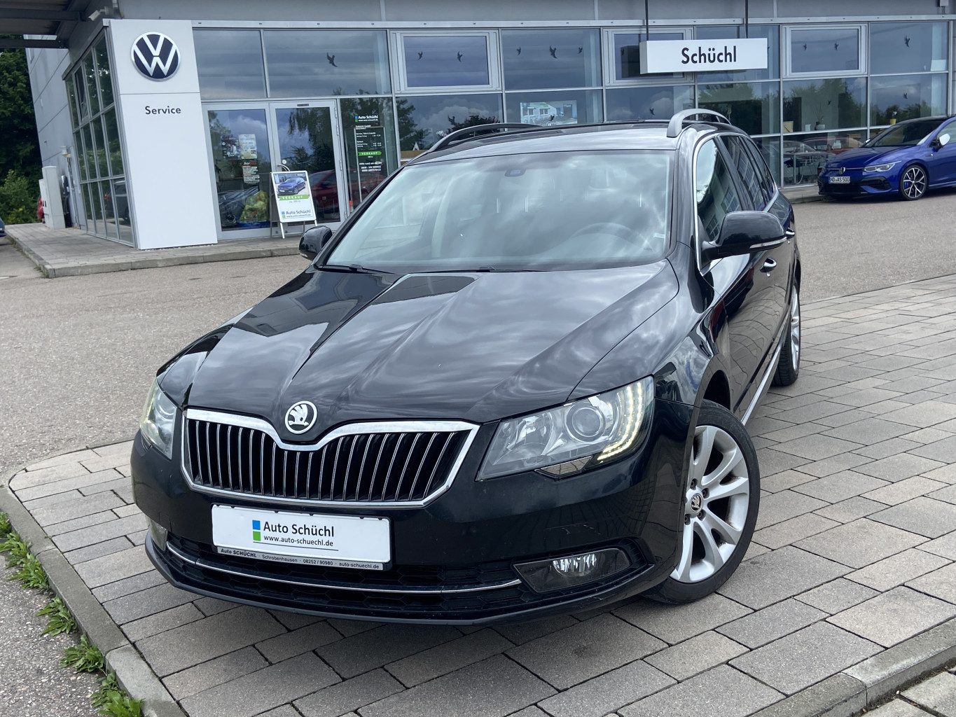 Skoda Superb Combi 2.0 TDI GRA+SHZ+DAB+PDC+AHK