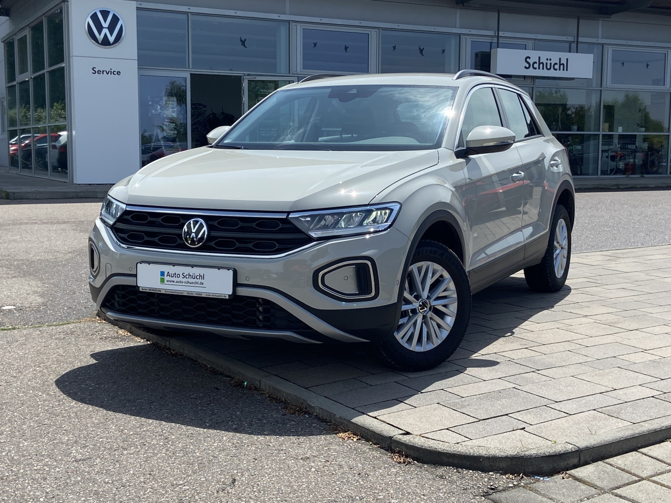 Volkswagen T-Roc 1.5 TSI DSG Life NAVI+LED+AHK+APP-CONNECT+PARKASSIST+SHZ+DAB+LANE-ASSIST+BLUETOOTH