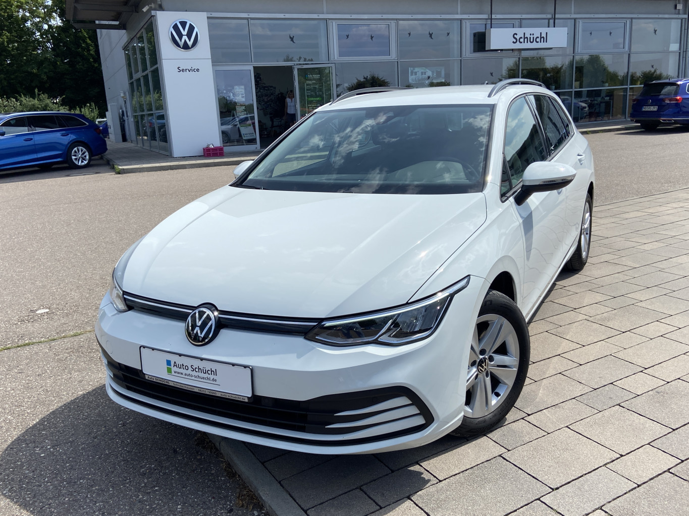 Volkswagen Golf Variant 2.0 TDI DSG LIFE NAVI+LED+APP-CONNECT+ACTIVE-INFO+AHK+SHZ+PDC+DAB+ACC+BLUETOOTH+LANE-ASSIST