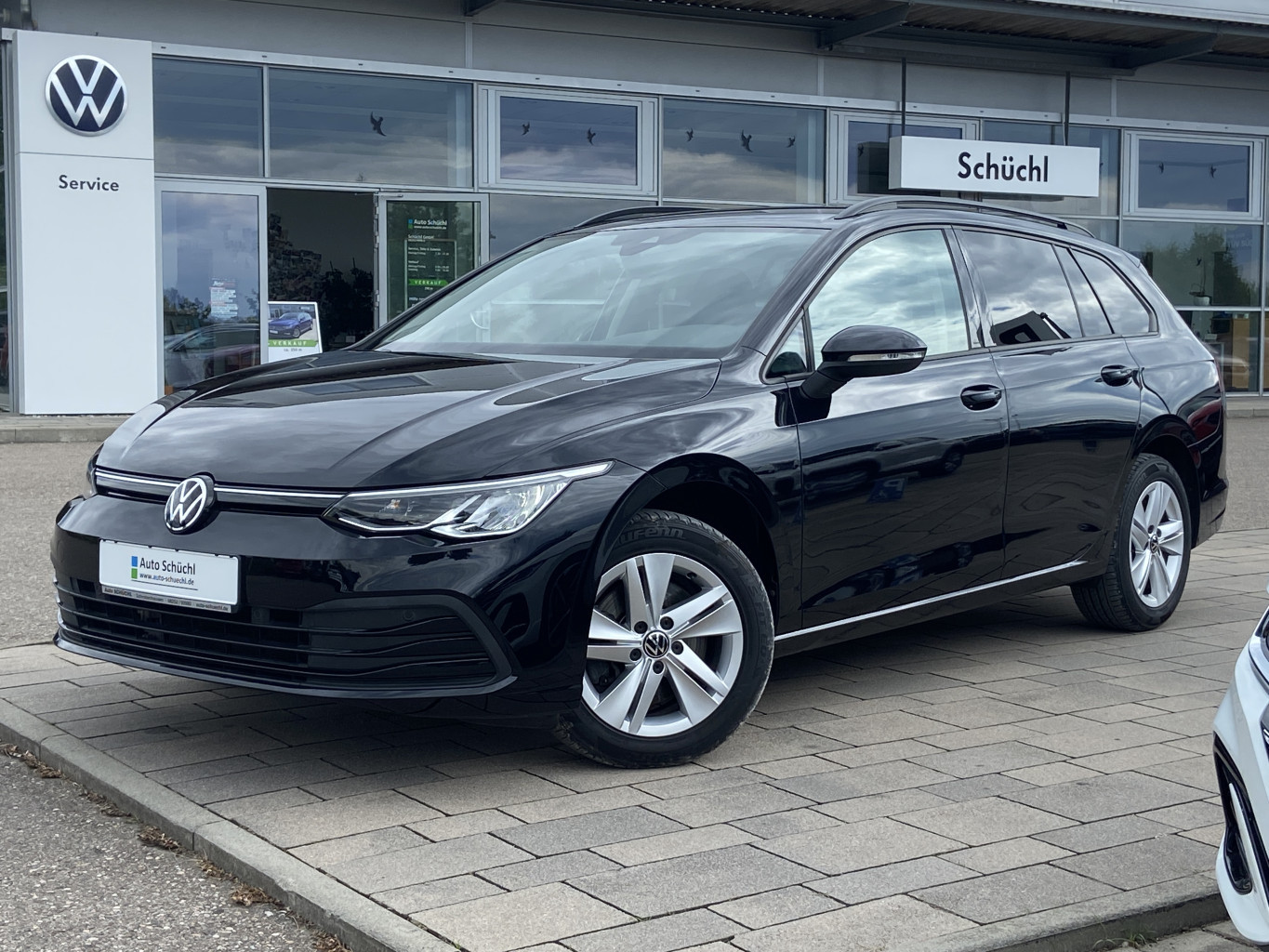 Volkswagen Golf Variant 2.0 TDI DSG LIFE NAVI+LED+AHK+APP-CONNECT+ACTIVE-INFO+SHZ+PDC+DAB+ACC+BLUETOOTH+LANE-ASSIST