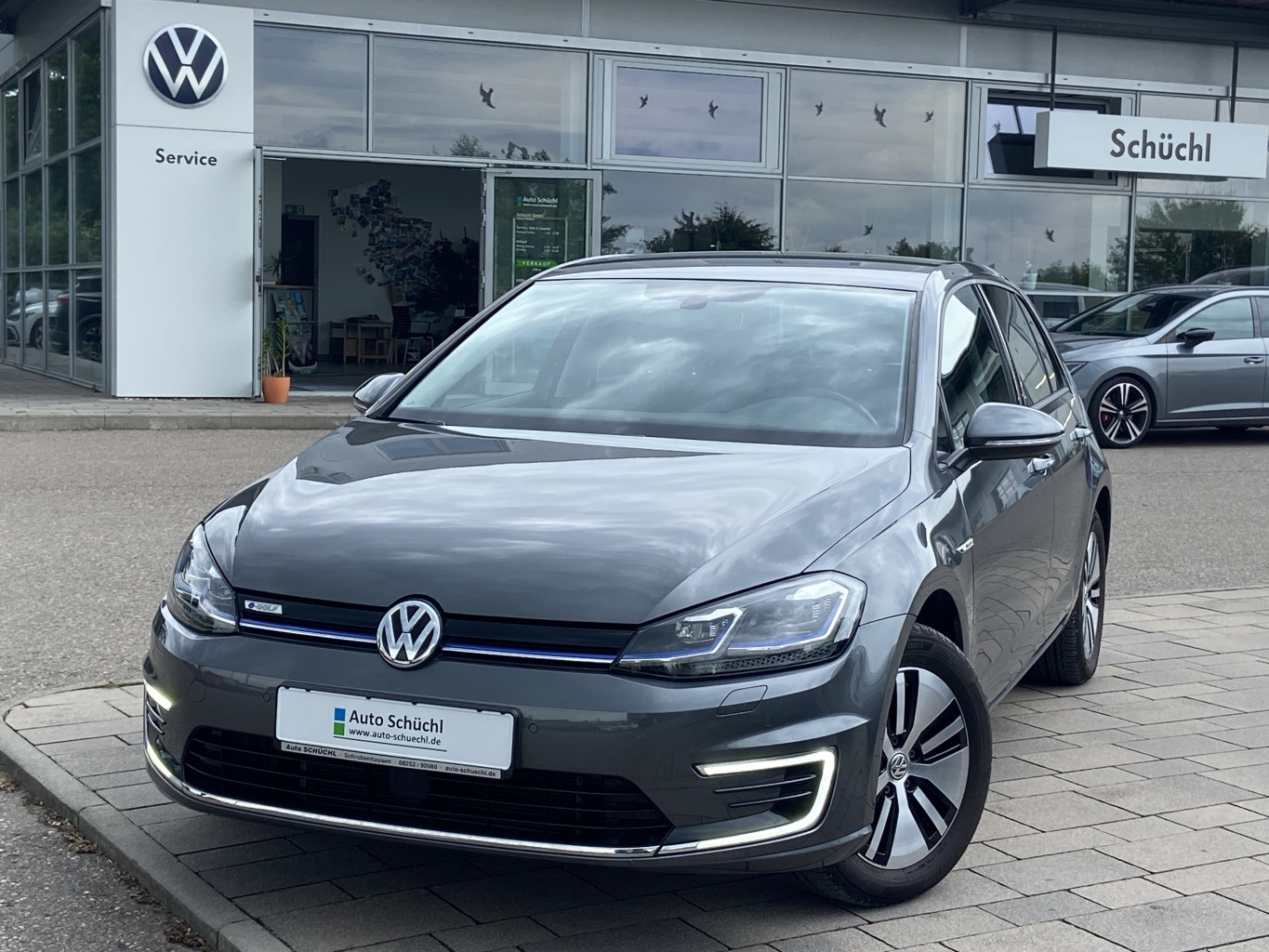 Volkswagen Golf e-GOLF COMFORTLINE WÄRMEPUMPE+NAVI+LED+CCS+APP-CONNECT+SHZ+PDC
