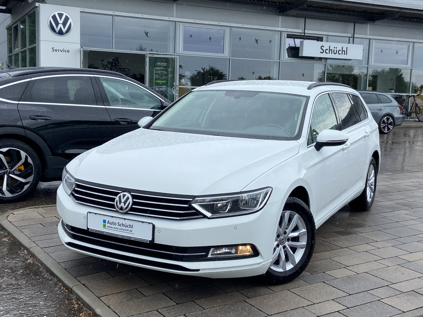 Volkswagen Passat Variant 2.0 TDI Comfortline NAVI+AHK+SHZ+PDC+BLUETOOTH+ACC