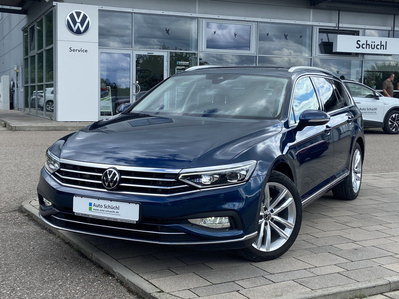 Volkswagen Passat Variant 2.0 TDI DSG 4-MOTION Elegance 18