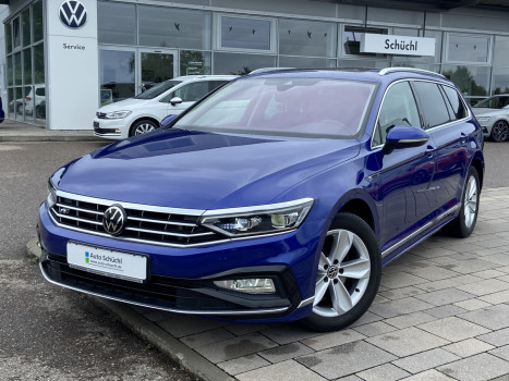Volkswagen Passat Variant 2.0 TDI DSG ELEGANCE R-LINE 4-MOTION NAVI+STANDHEIZUNG+IQ-MATRIX-LED+EL.-HECKKLAPPE+AHK+KAMERA+PANORAMA+APP-CONNECT+ACC+LANE-ASSIST+ACTIVE-INFO+LED+SHZ+PDC+DAB+ACC+BLUETOOTH 038011