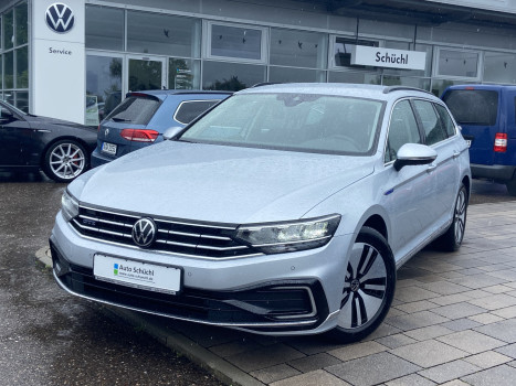 Volkswagen Passat Variant GTE 1.4 TSI DSG eHYBRID NAVI+LED+AHK+KAMERA+APP-CONNECT+ACC+LANE-ASSIST+SHZ+PDC+DAB+ACC+BLUETOOTH 071327A