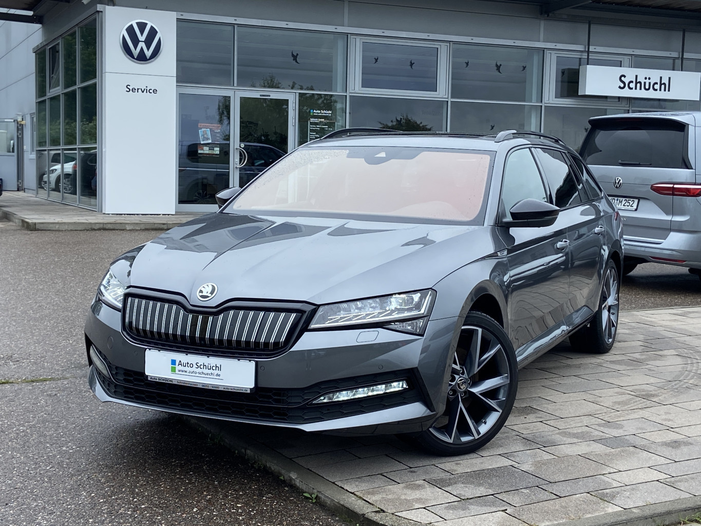 Skoda Superb Combi iV Sportline 1.4 TSI DSG 19