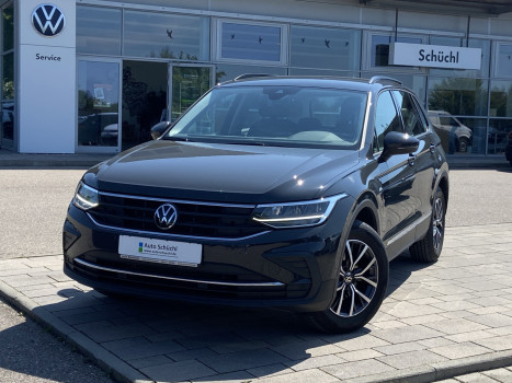 Volkswagen Tiguan 1.5 TSI DSG LIFE NAVI+LED+APP-CONNECT+17