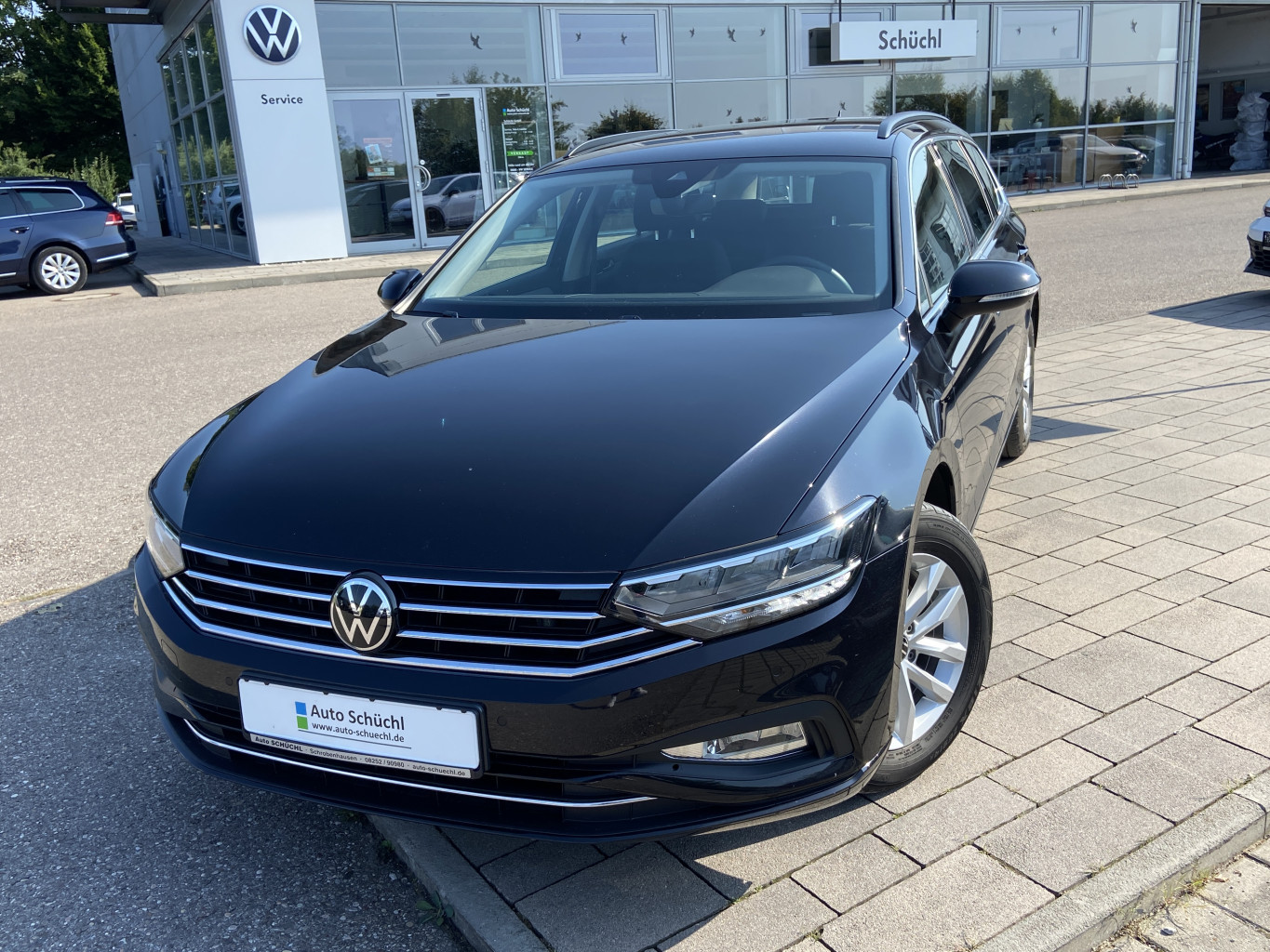 Volkswagen Passat Variant 2.0 TDI Business NAVI+LED+AHK+KAMERA+APP-CONNECT+ACC+LANE-ASSIST+SHZ+PDC+DAB+ACC+BLUETOOTH