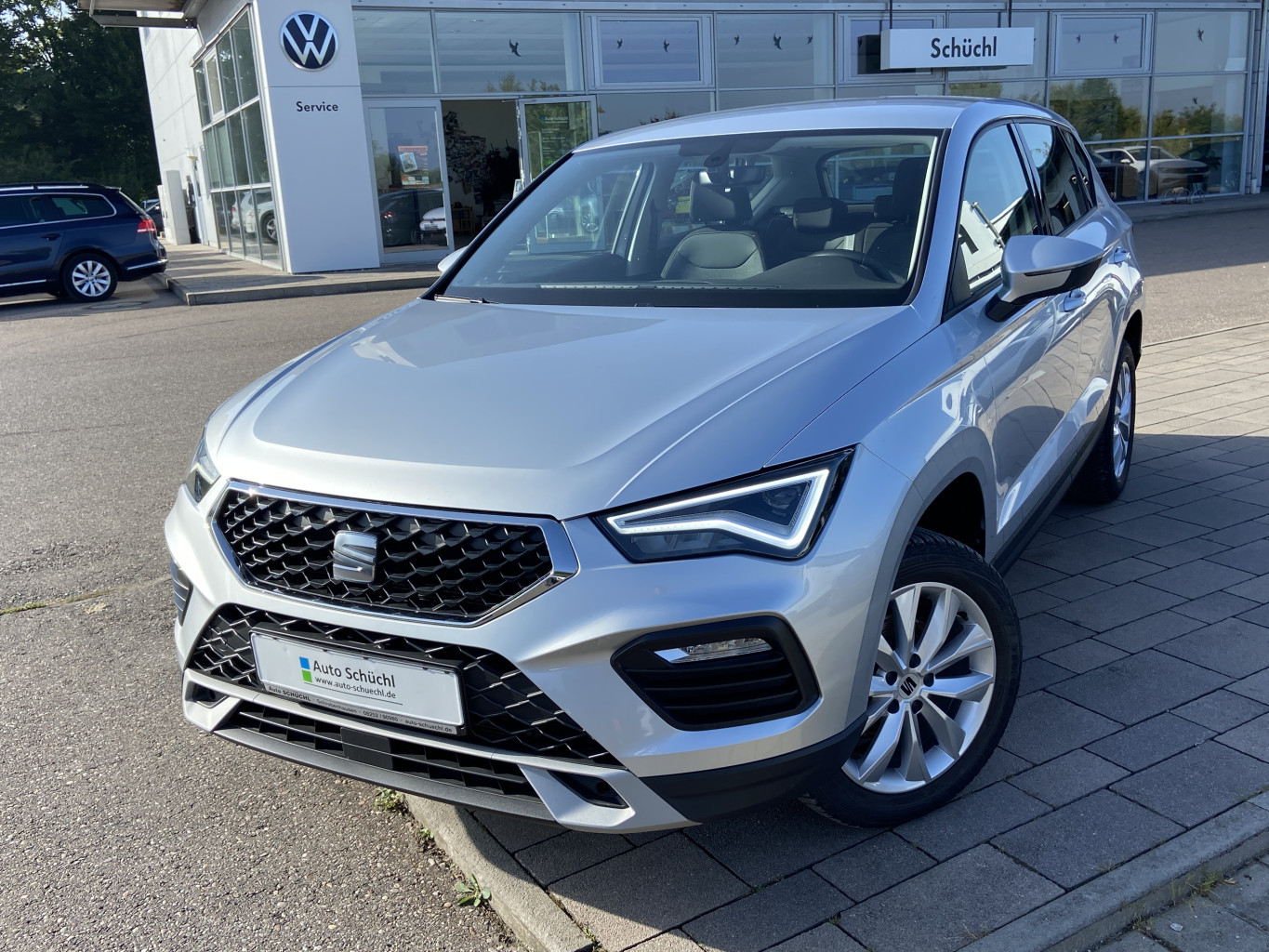Seat Ateca 1.5 TSI Style NAVI-PRO+LED+AHK+FULL-LINK+SHZ+DAB+BLUETOOTH+PDC+GRA
