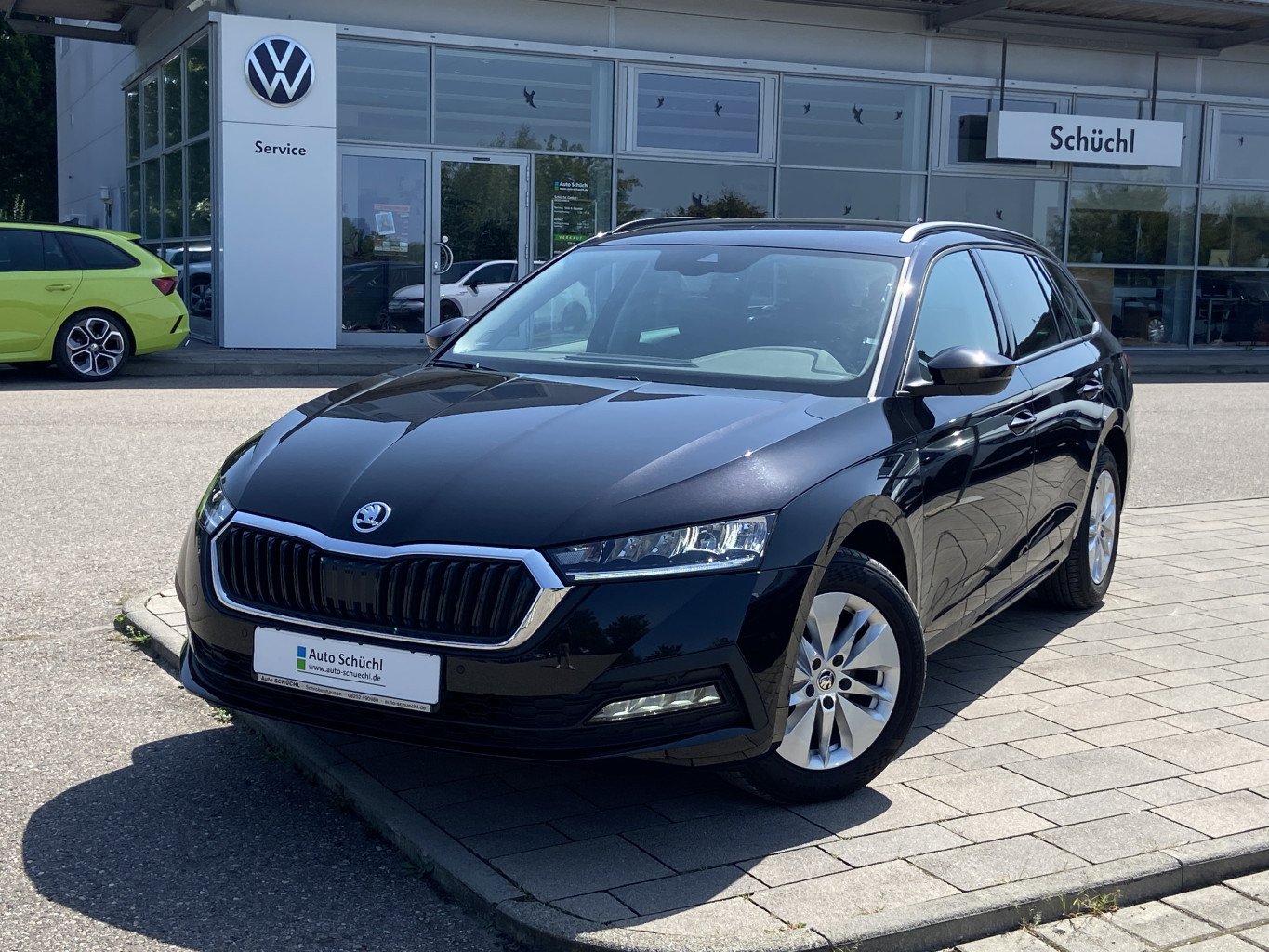 Skoda Octavia Combi 2.0 TDI DSG NAVI-COLUMBUS+AHK+LED+SMART-LINK+VIRTUAL-COCKPIT+SHZ+PDC+DAB+LANE-ASSIST+GRA+KEYLESS+BLUETOOTH
