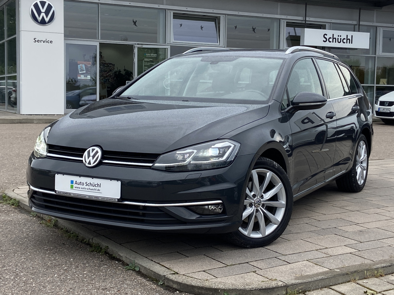 Volkswagen Golf Variant 2.0 TDI DSG Highline 17
