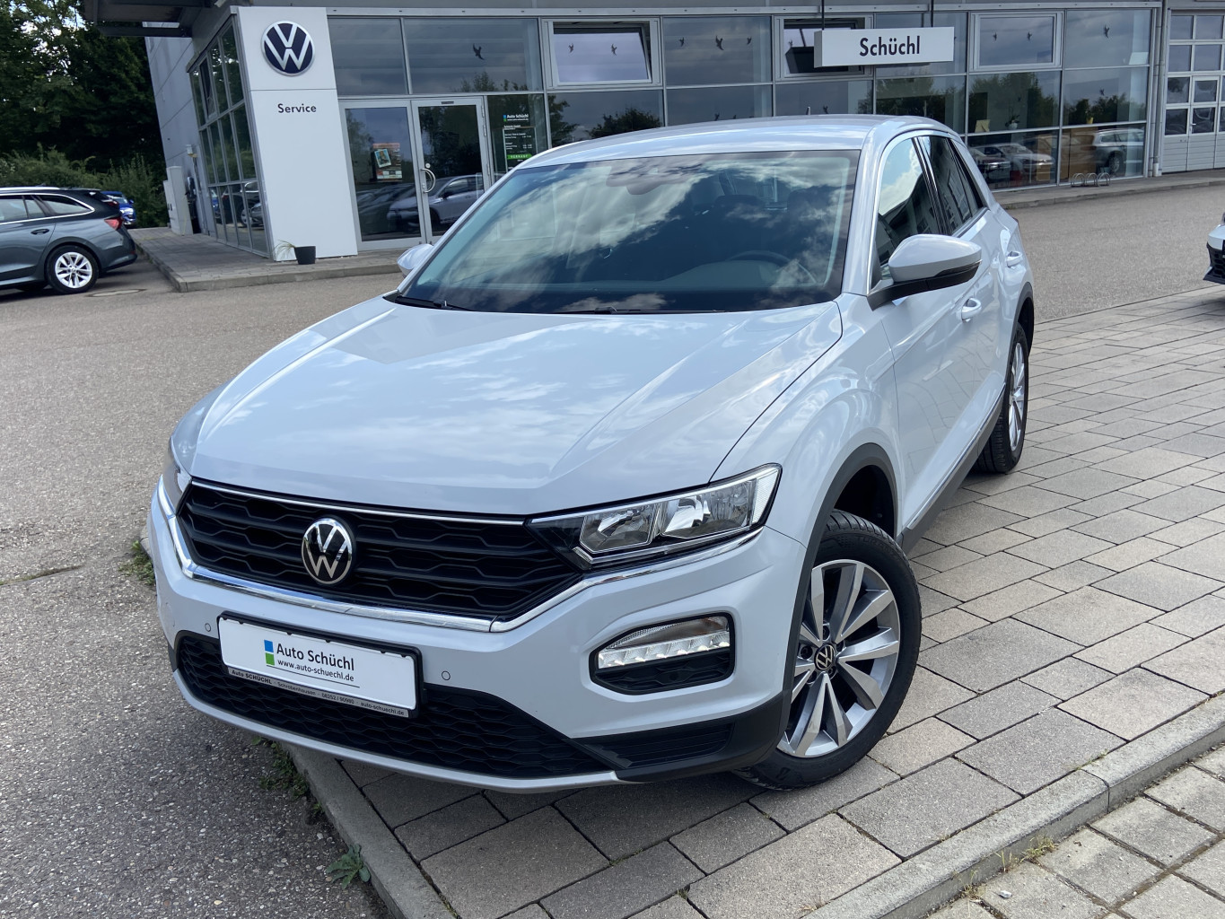 Volkswagen T-Roc 2.0 TDI DSG 4-MOTION Style NAVI+STANDHEIZUNG+AHK+SHZ+PDC+DAB+BLUETOOTH+ACC+LANE-ASSIST+CLIMATRONIC