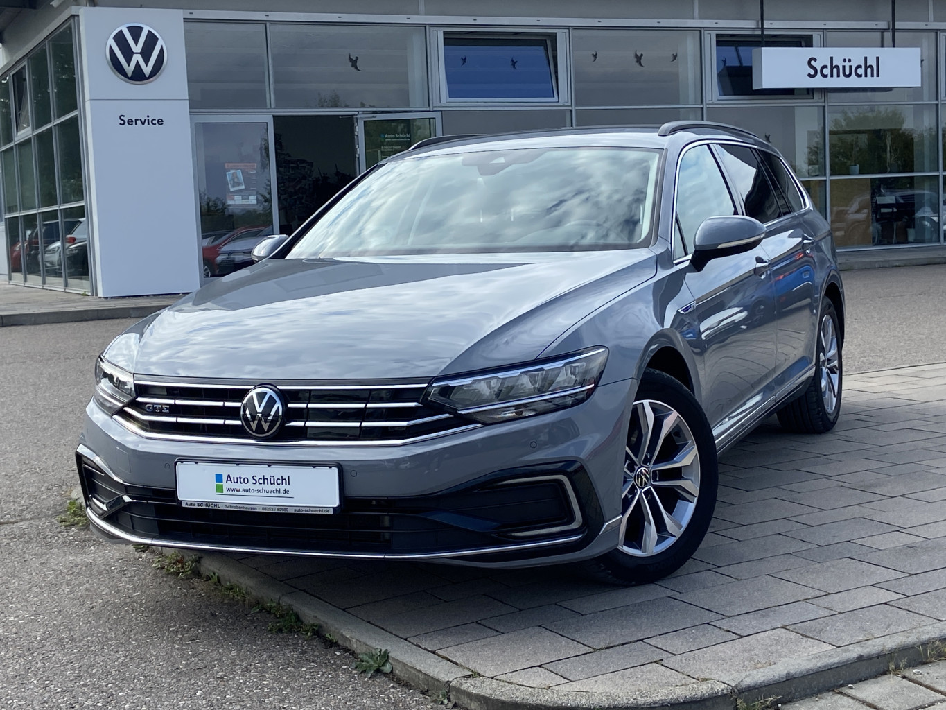 Volkswagen Passat Variant GTE DSG eHYBRID NAVI+LED+AHK+KAMERA+APP-CONNECT+EL.-HECK.+ACC+LANE-ASSIST+ACTIVE-INFO+SHZ+PDC+DAB+ACC+BLUETOOTH