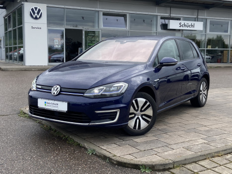 Volkswagen Golf e-Golf Comfortline FAHRASSISTENZPAKET-PLUS+DYNAUDIO+WÄRMEPUMPE+NAVI+LED+DYNAUDIO+CCS+ACC+ACTIVE-INFO+APP-CONNECT+SHZ+PDC+DAB+KAMERA+ACC+LANE-ASSIST 920628
