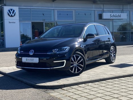 Volkswagen Golf e-GOLF WÄRMEPUMPE+NAVI+LED+CCS+ACTIVE-INFO+APP-CONNECT+SHZ+PDC+KEYLESS+KEYLESS 914848