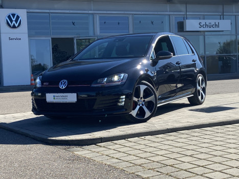 Volkswagen Golf GTI PERFORMANCE 2.0 TSI DSG 18