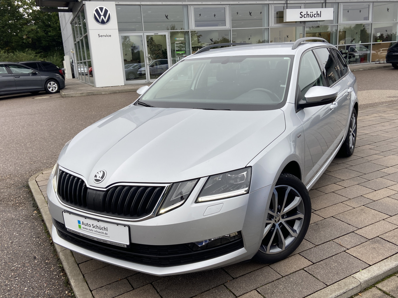 Skoda Octavia Combi 1.6 TDI DRIVE AHK+17