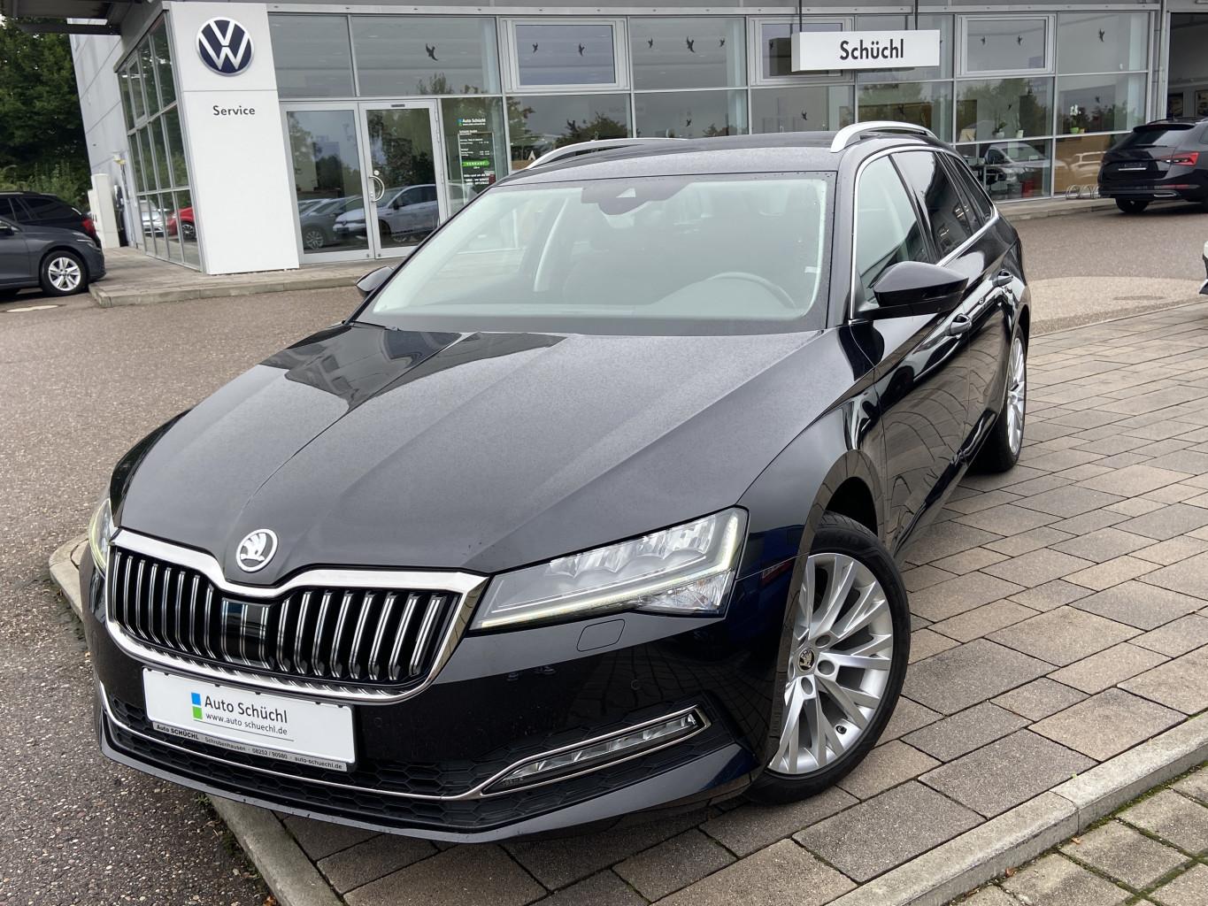 Skoda Superb Combi 2.0 TDI DSG Style 18