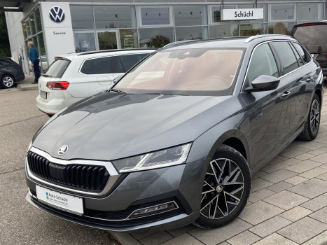 Skoda Octavia Combi 2.0 TDI DSG 4x4 Style NAVI-COLUMBUS+MATRIX-LED+AHK+HEAD-UP+SMART-LINK+VIRTUAL-COCKPIT+4xSHZ+PDC+DAB+ACC+KEYLESS+BLUETOOTH+LANE-ASSIST+EL.HECKKLAPPE+VIRTUELLES-PEDAL 020557