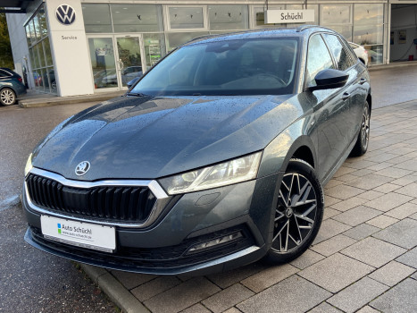 Skoda Octavia Combi 2.0 TDI Clever NAVI-COLUMBUS+AHK+MATRIX-LED+SMART-LINK+VIRTUAL-COCKPIT+KAMERA+4xSHZ+ACC+LANE-ASSIST+PDC+DAB+ACC+KEYLESS+BLUETOOTH 160993A