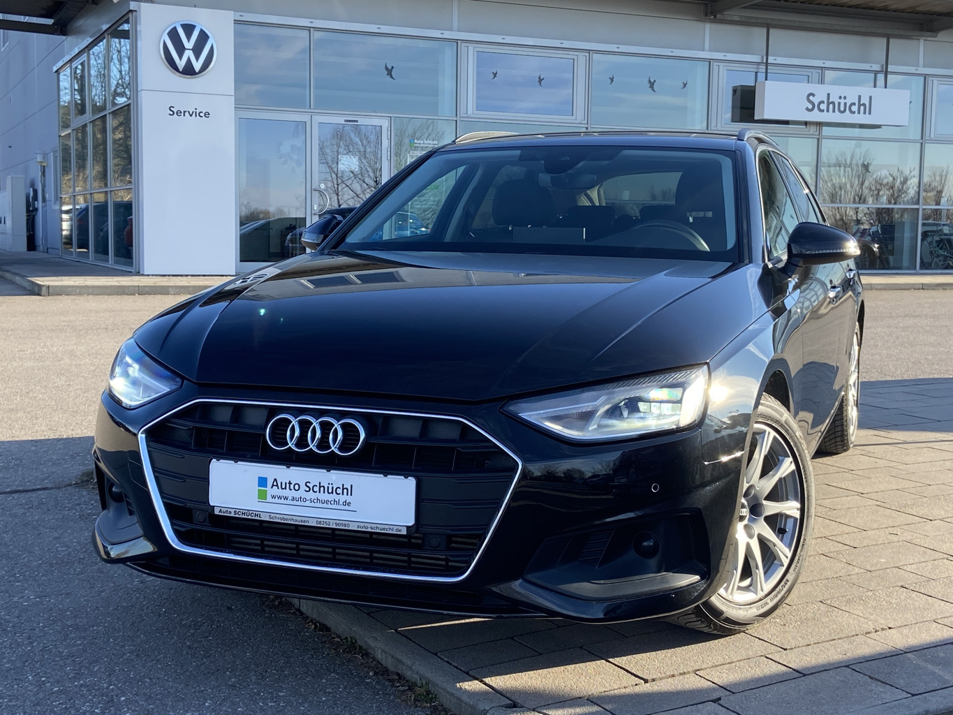 Audi A4 Avant 35 2.0 TFSI S-tronic AHK+NAVI+LED+SHZ+PDC+DAB+GRA+BLUETOOTH+KEYLESS