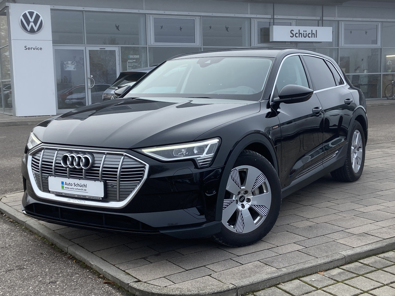 Audi e-tron quattro 50 19