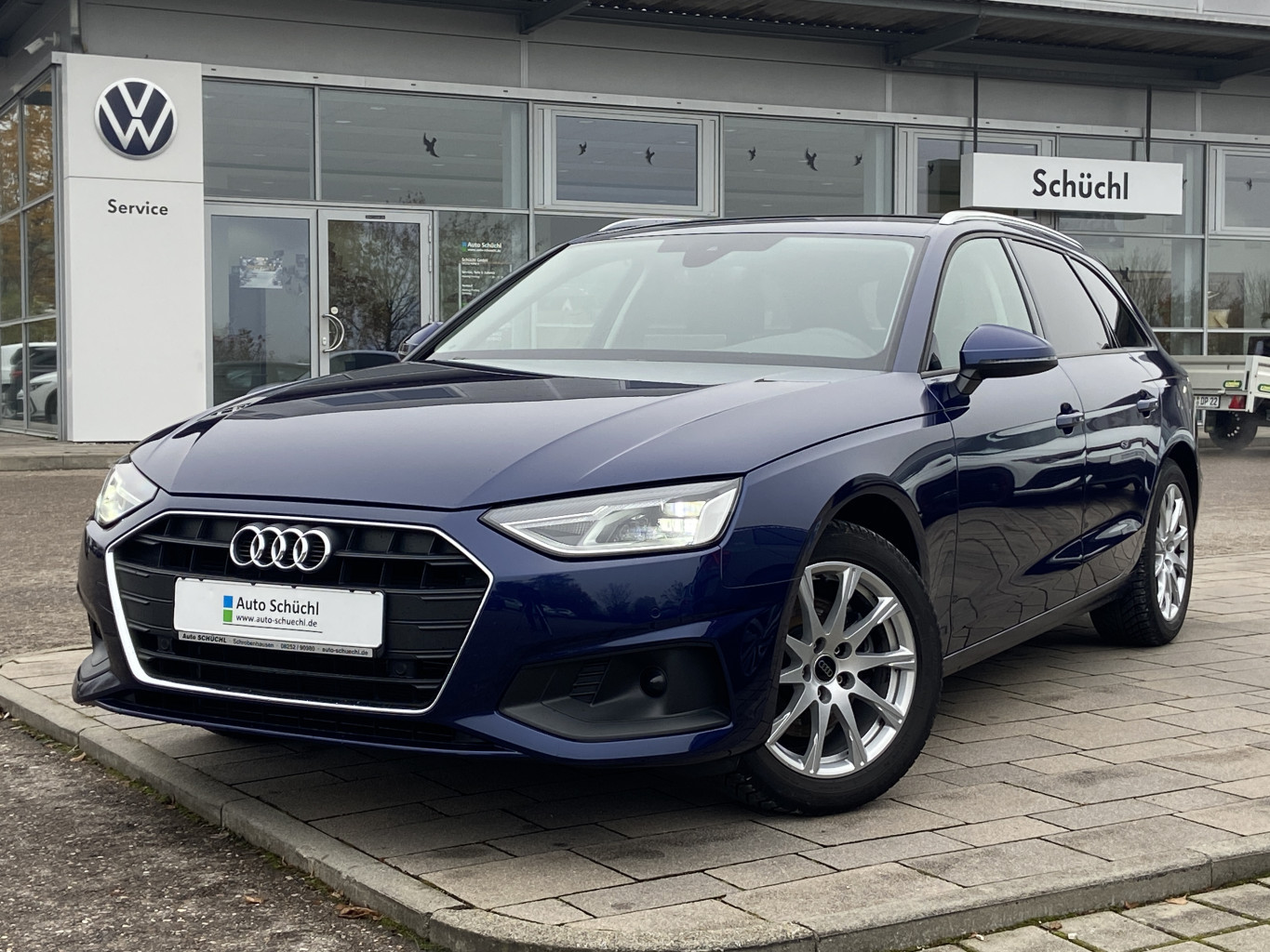 Audi A4 Avant 35 2.0 TDI S-TRONIC ASSISTENZPAKET-TOUR-STADT+NAVI+AHK+LED+KAMERA+SHZ+PDC+DAB+LANE-ASSIST+ACC+BLUETOOTH