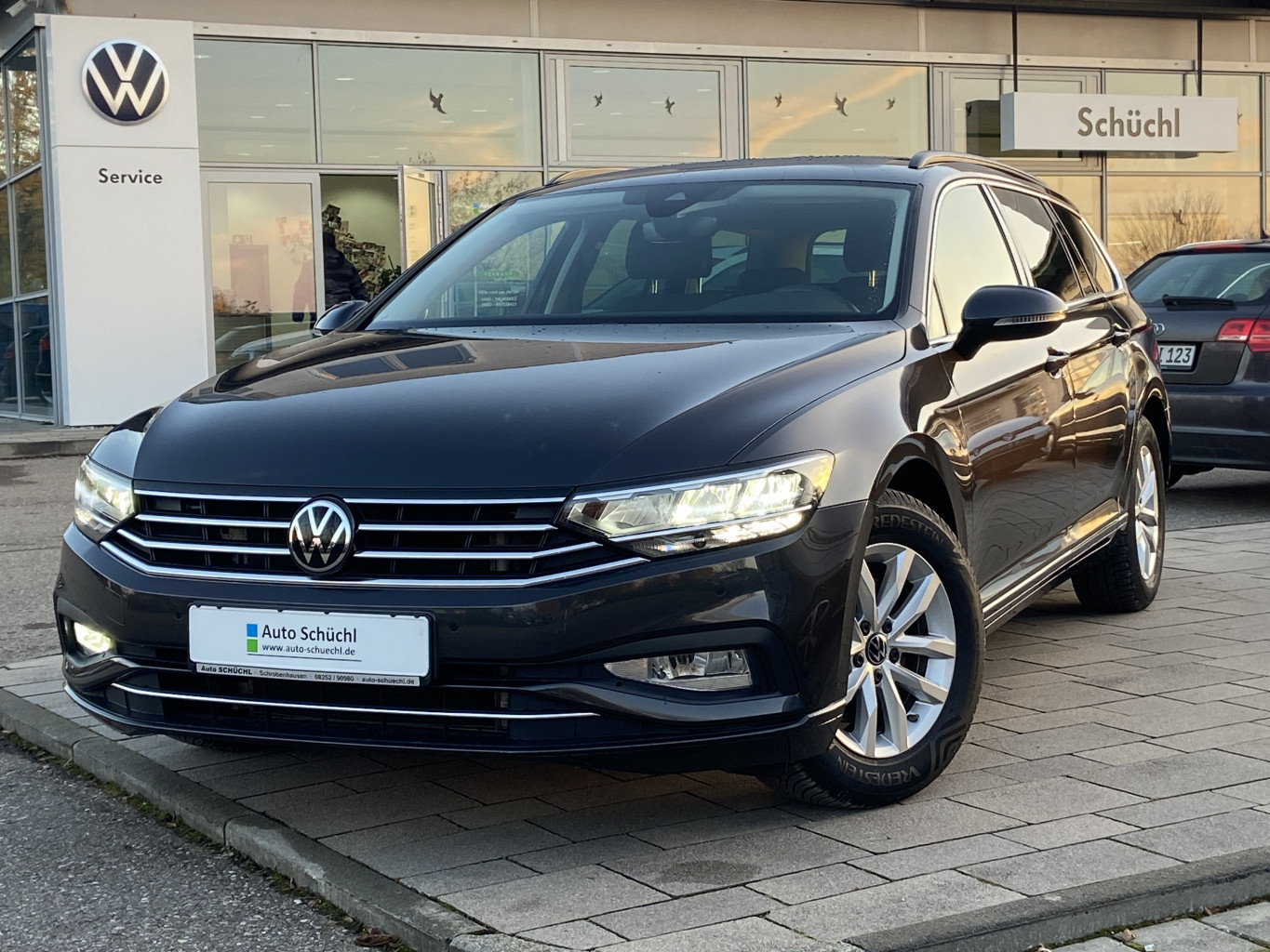 Volkswagen Passat Variant 1.5 TSI DSG BUSINESS GARANTIE+NAVI+LED+AHK+APP-CONNECT+SHZ+PDC+DAB+LANE-ASSIST+ACC+BLUETOOTH