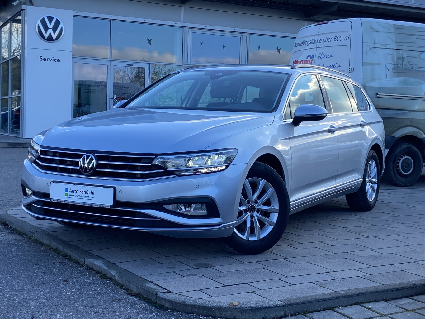 Volkswagen Passat Variant 2.0 TDI DSG BUSINESS NAVI+LED+KAMERA+APP-CONNECT+EL.-HECKKLAPPE+ACC+LANE-ASSIST+SHZ+PDC+DAB+ACC+BLUETOOTH