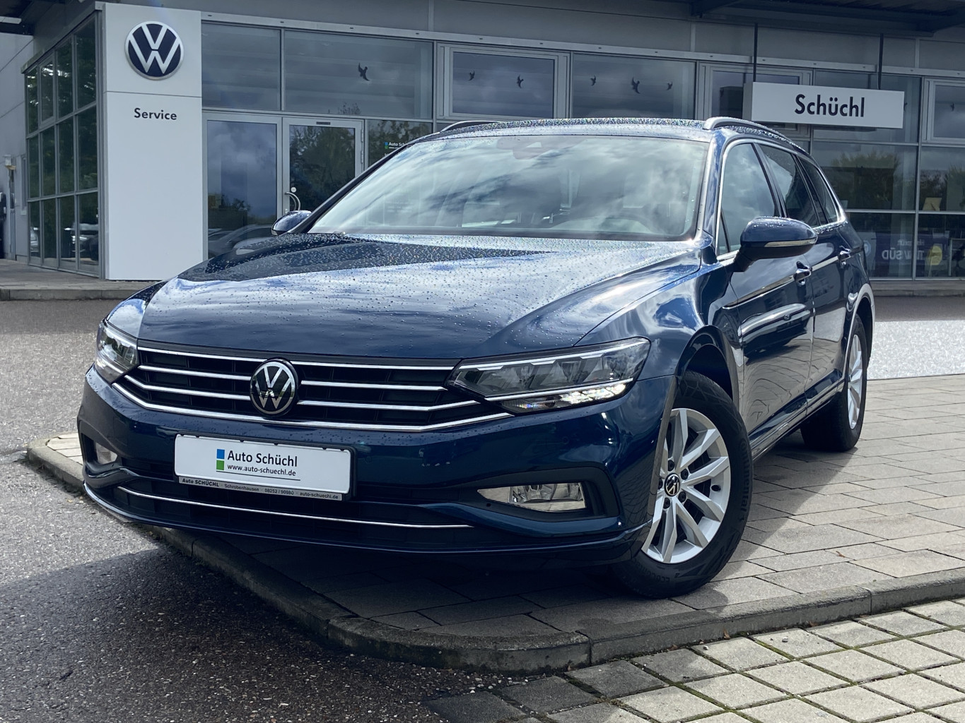 Volkswagen Passat Variant 2.0 TDI DSG Business NAVI+LED+KAMERA+AHK+APP-CONNECT+ACC+LANE-ASSIST+SHZ+PDC+DAB+ACC+BLUETOOTH