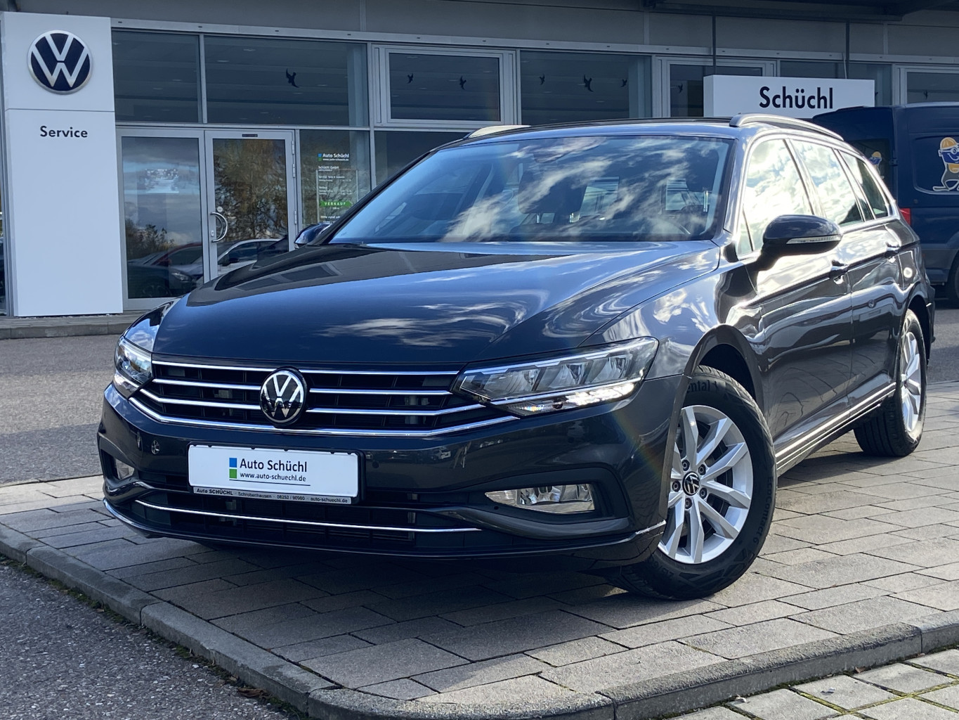 Volkswagen Passat Variant 2.0 TDI DSG Business NAVI+LED+AHK+KAMERA+APP-CONNECT+ACC+LANE-ASSIST+SHZ+PDC+DAB+ACC+BLUETOOTH