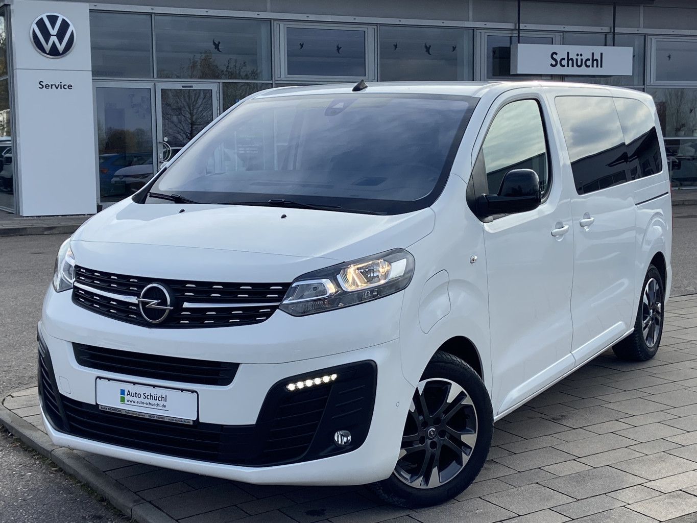 Opel Zafira Life -e Edition 8-SITZER 3-PHASIG+CCS+HEAD-UP+KAMERA+NAVI-PRO+SHZ+PDC+GRA