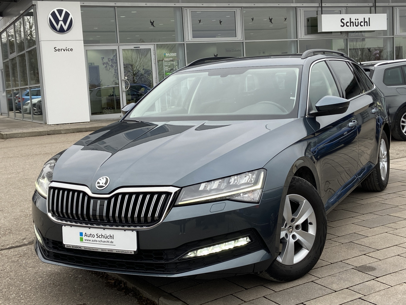 Skoda Superb Combi 1.5 TSI AHK+NAVI+LED+SMART-LINK+VIRTUAL-COCKPIT+SHZ+DAB+PDC+GRA+BLUETOOTH