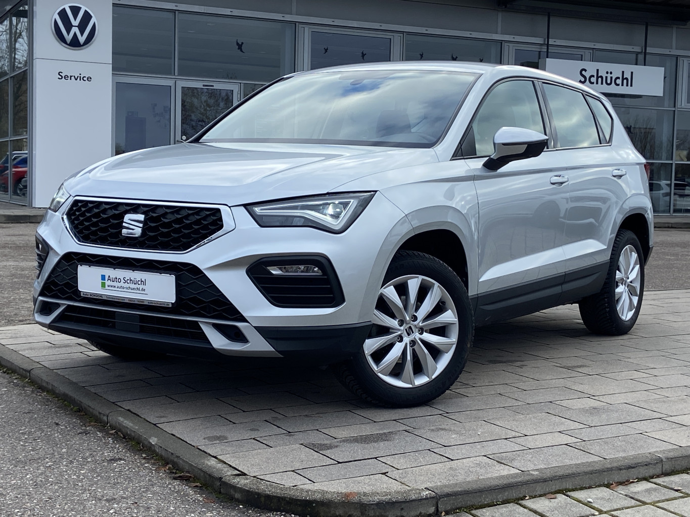 Seat Ateca 1.5 TSI Style NAVI-PRO+LED+AHK+FULL-LINK+SHZ+DAB+BLUETOOTH+PDC+GRA