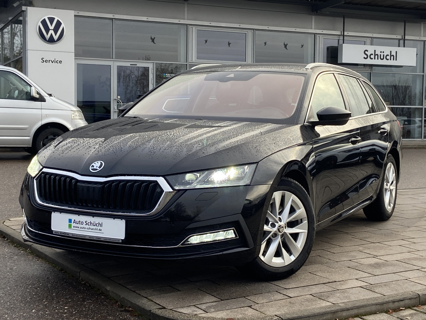 Skoda Octavia Combi 2.0 TDI DSG Style 17