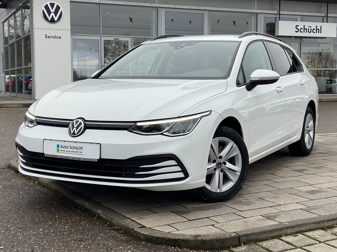 Volkswagen Golf Variant 2.0 TDI DSG LIFE NAVI+LED+APP-CONNECT+AHK+ACTIVE-INFO+SHZ+PDC+DAB+ACC+BLUETOOTH+LANE-ASSIST