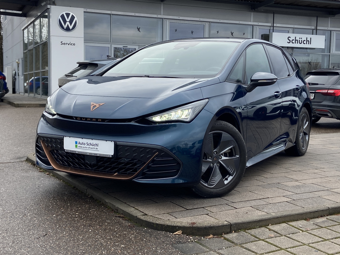 Cupra Born PANORAMA+FULL-LINK+ACC+NAVI+LED+CCS+KAMERA++FULL-LINK+SHZ+PDC+DAB+LANE-ASSIST+ACC+KEYLESS+BLUETOOTH+18