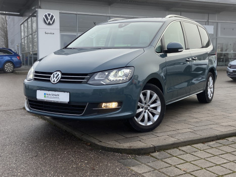 Volkswagen Sharan 2.0 TDI DSG HIGHLINE 7-SITZER BI-XENON+AHK+DYNAUDIO+KAMERA+PANORAMA+NAVI+APP-CONNECT+SHZ+PDC+DAB+BLUETOOTH+ACC+LANE-ASSIST 015212
