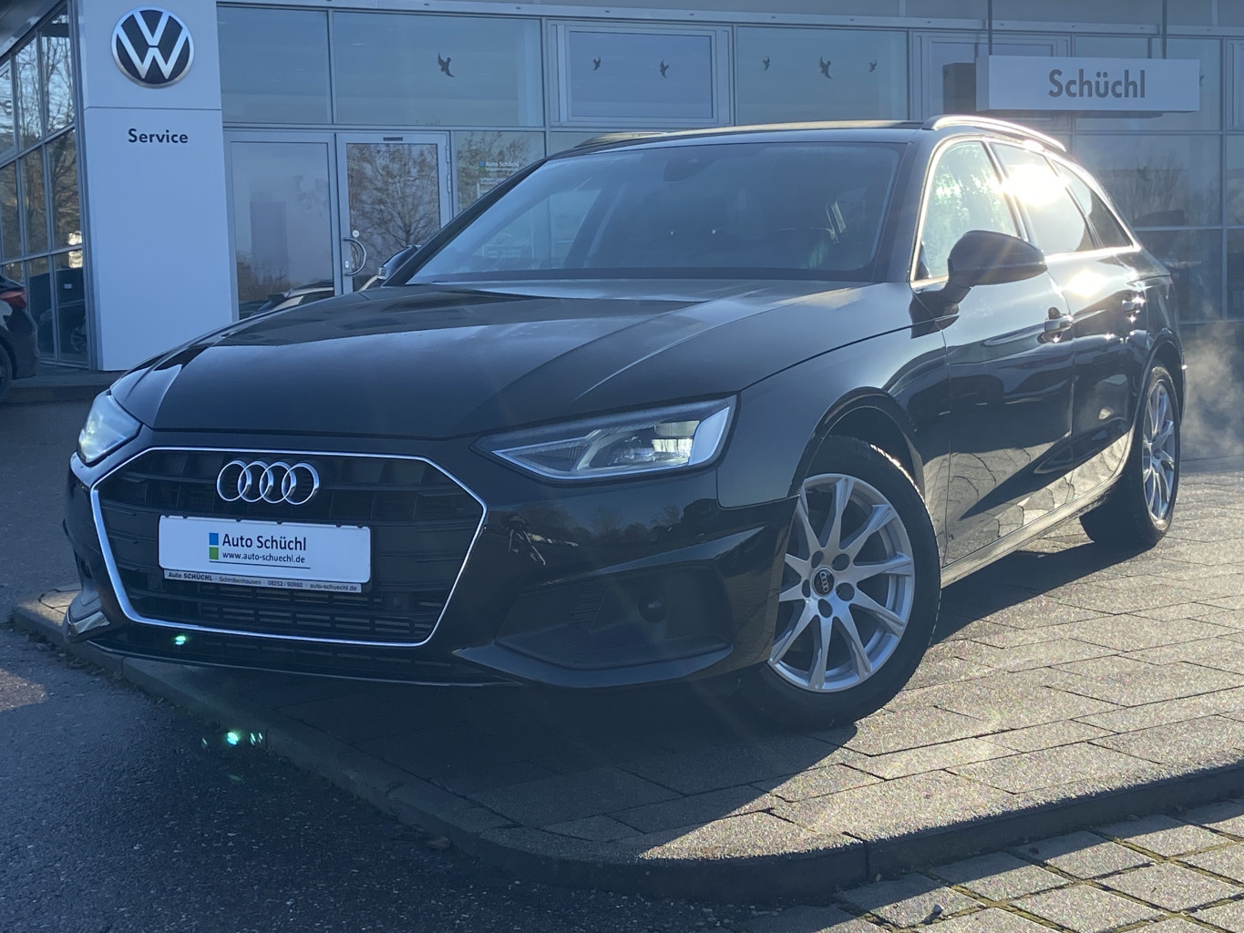 Audi A4 Avant 35 2.0 TFSI S-TRONIC KEYLESS+EL.HECKKLAPPE+NAVI+LED+SHZ+PDC+DAB+BLUETOOTH+GRA